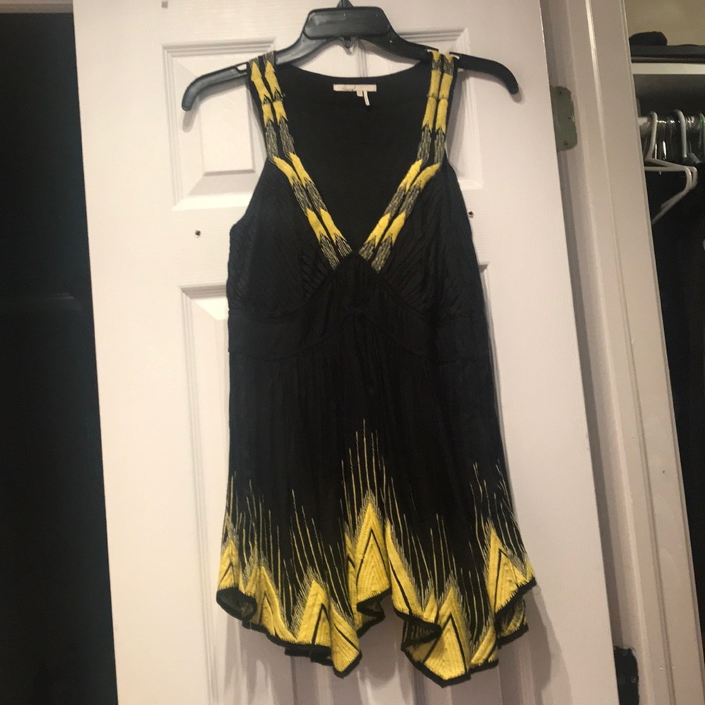 Black and yellow top